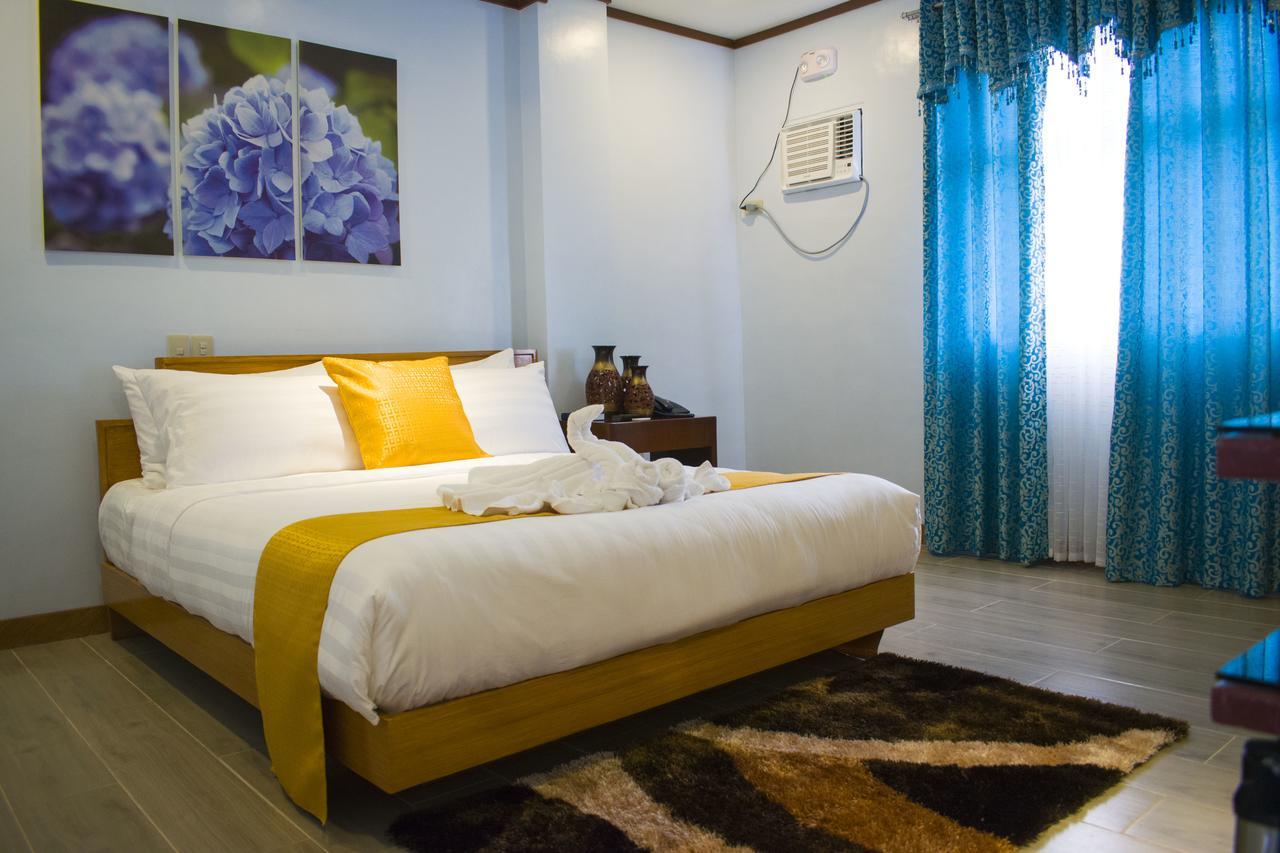 Royal Mansion Hotel Tabaco Exterior photo